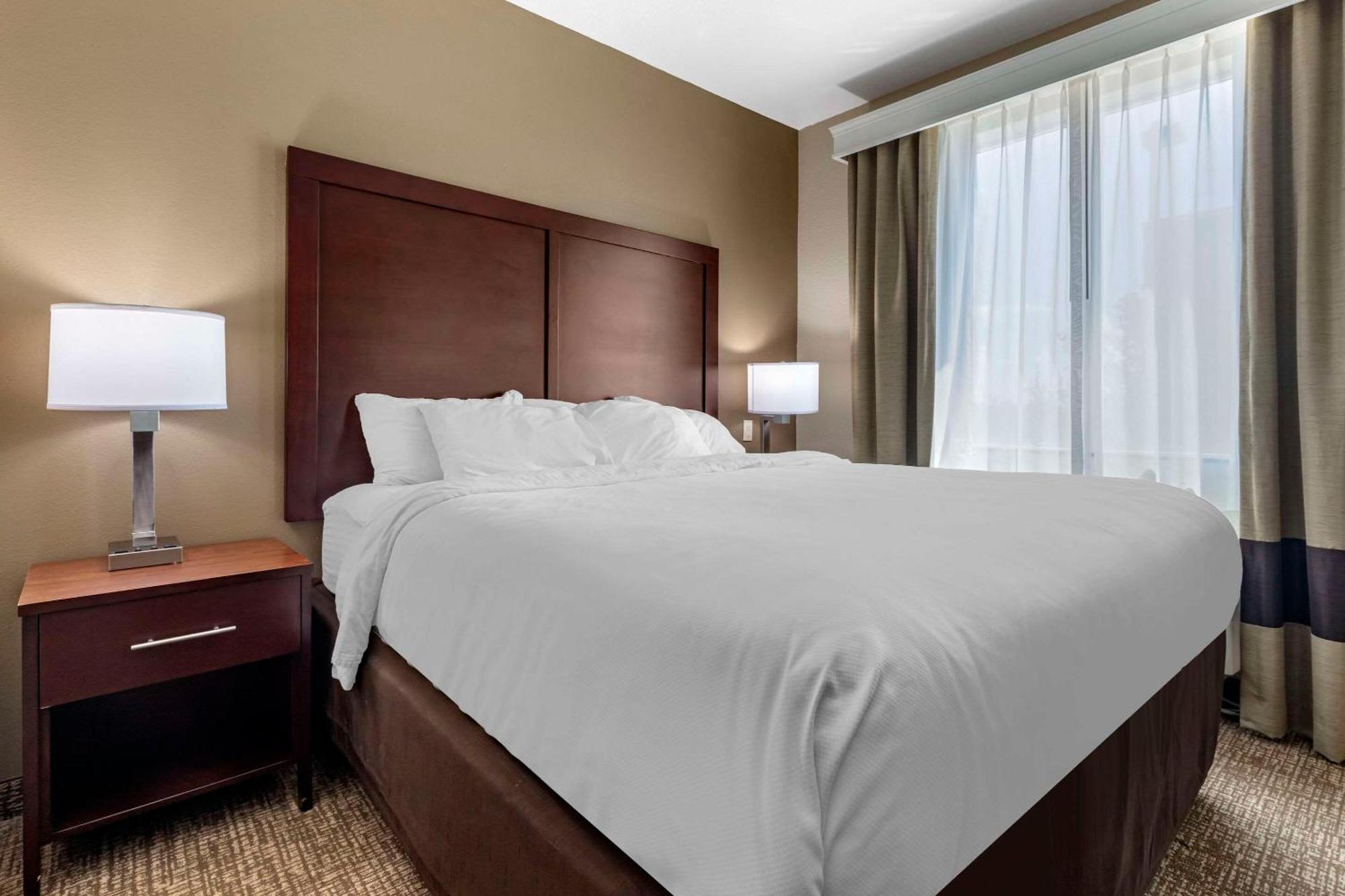 Comfort Suites Plano - Dallas North Luaran gambar