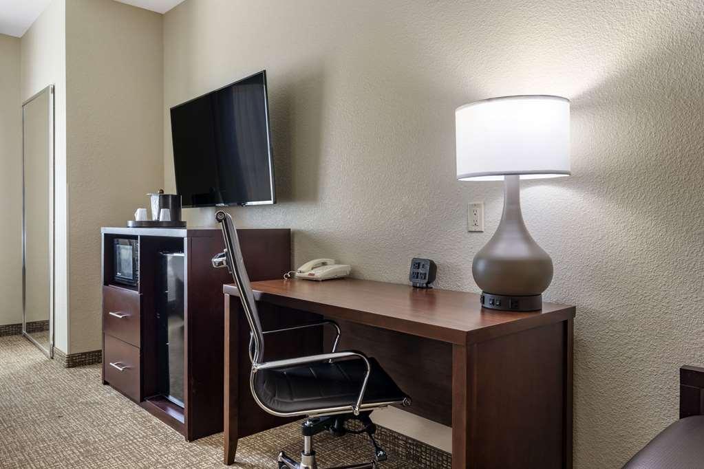 Comfort Suites Plano - Dallas North Bilik gambar